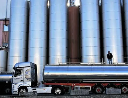 Bulk water Storage tanks and water transportation Tanker Truck. AquaControl are a trusted high volume water filtration company serving industry, healthcare and leisure sectors.